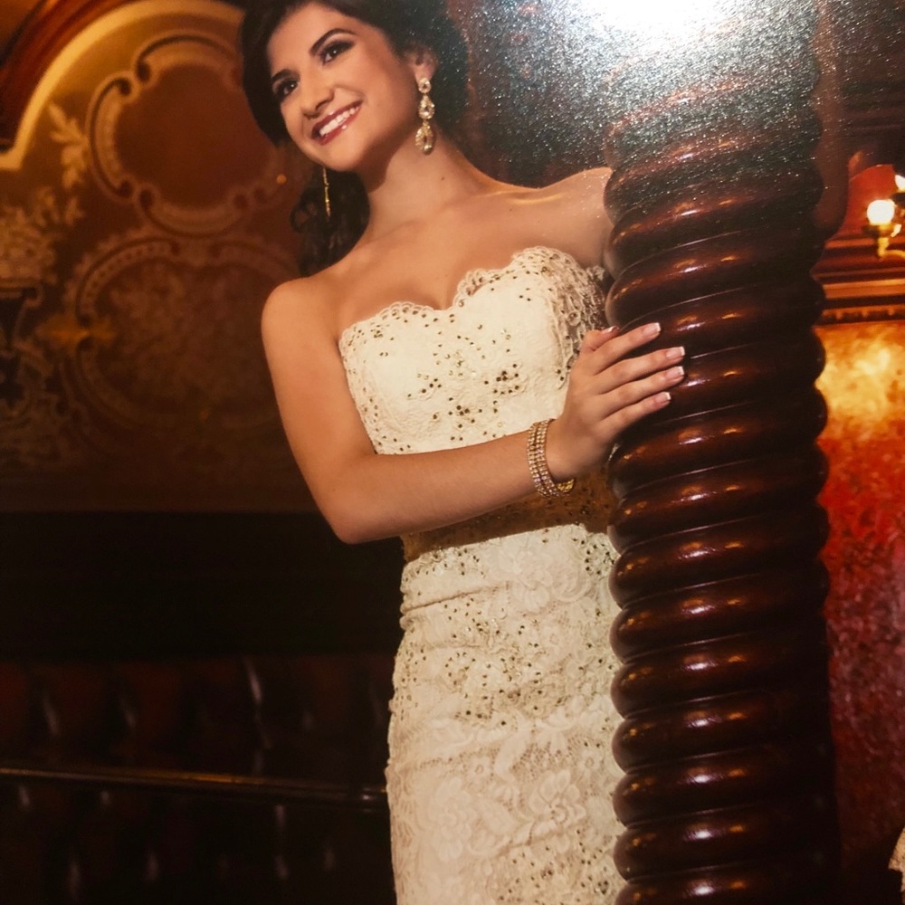 PROM DRESS ✨ - Picture 2 of 2
